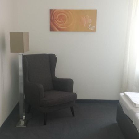 Stadthotel Guertler Amstetten Bagian luar foto