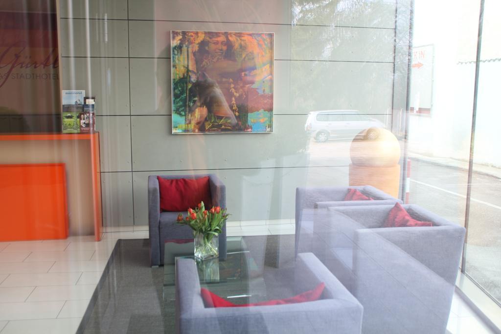 Stadthotel Guertler Amstetten Bagian luar foto