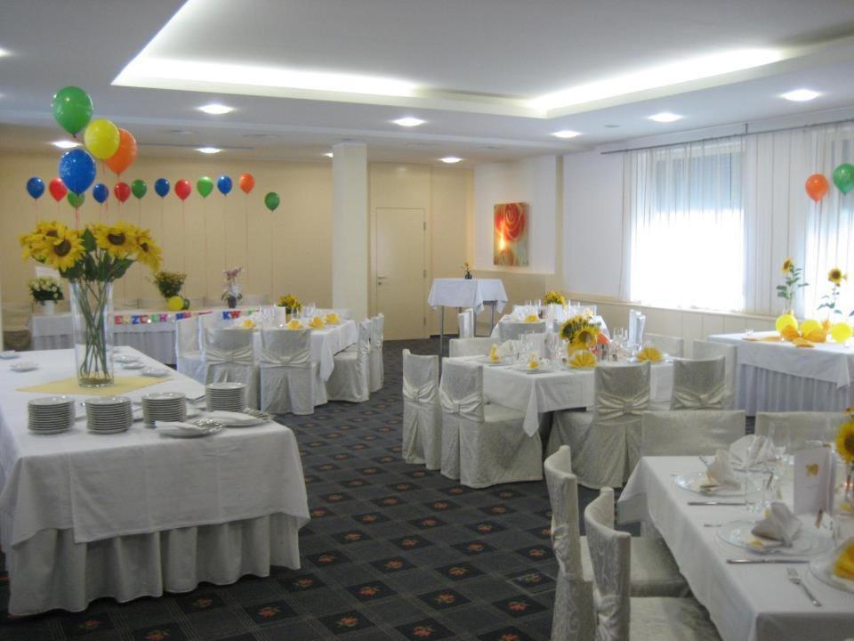 Stadthotel Guertler Amstetten Bagian luar foto